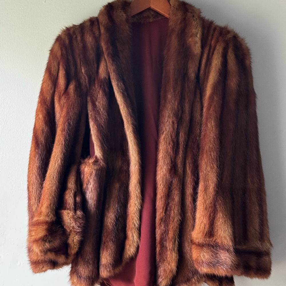 Elegant Vintage Brown Genuine Fur Coat